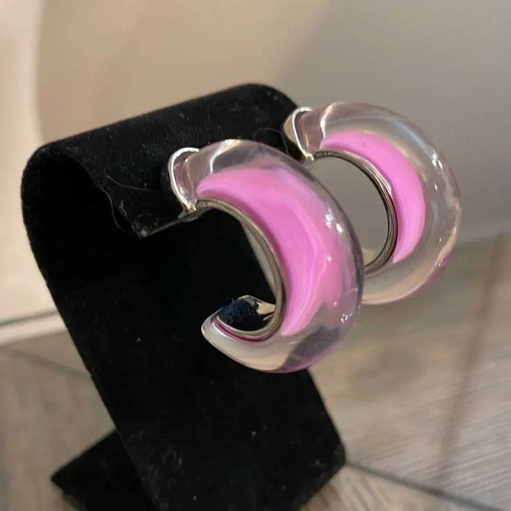 Anthropologie Chunky Resin Hoop Earrings Chic Silver-tone & Purple Lucite Hoop